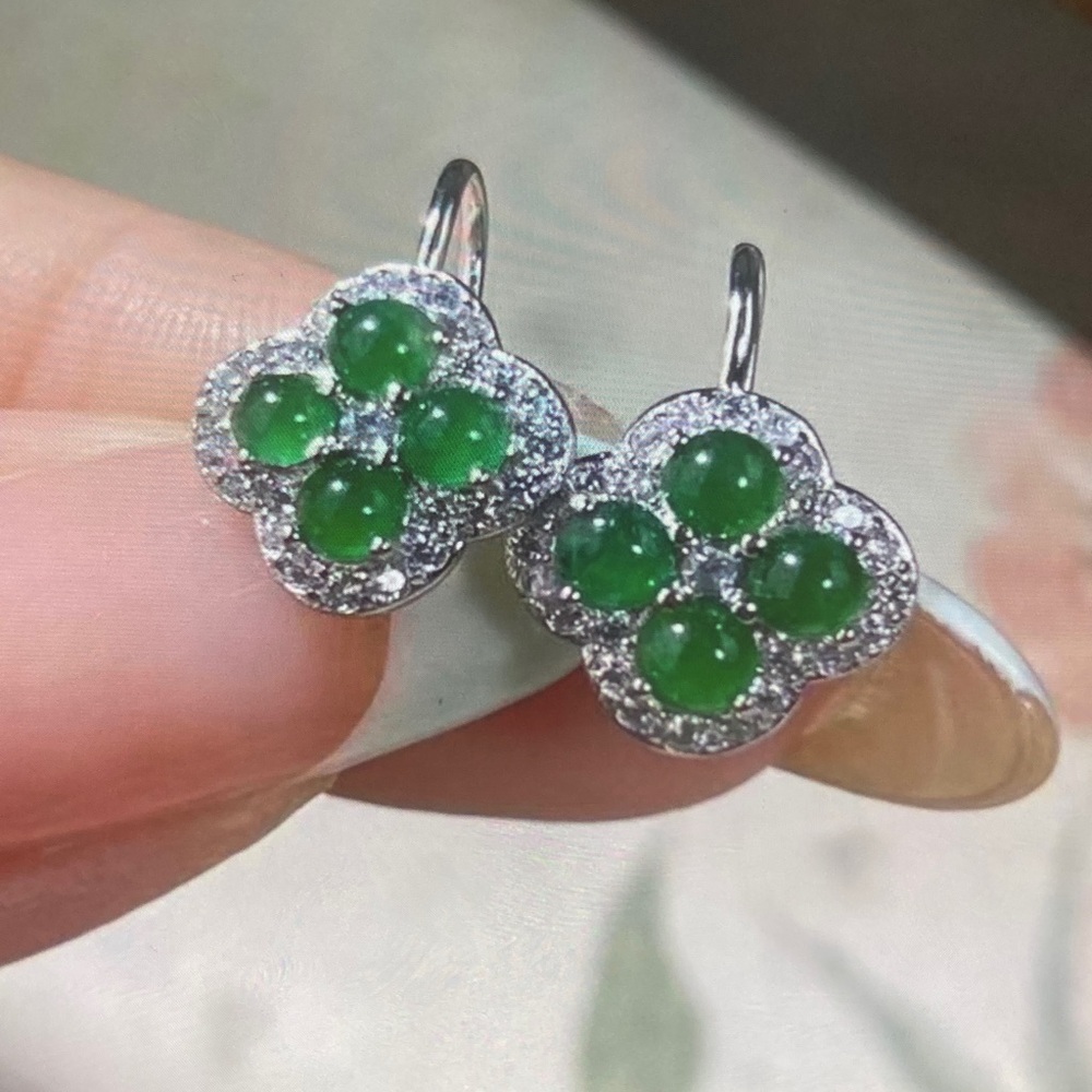 Chic Silver and Green Floral Earrings